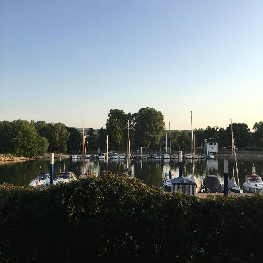 Schmuckkaestle Am Hafen Apartment Wiesbaden Ngoại thất bức ảnh